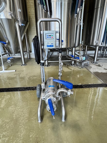 More Photos Of 585 E Thompson Blvd, Ventura Restaurant For Sale