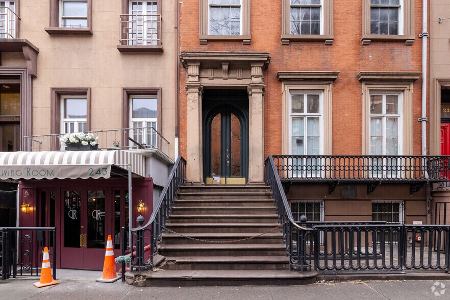 More Photos Of 241 W 14th St, New York Lodge Meeting Hall For Lease