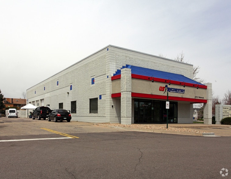 Primary Photo Of 3235 S Wadsworth Blvd, Lakewood Auto Repair For Sale
