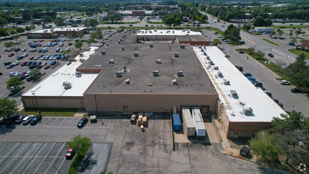 More Photos Of 2643-2725 Sawmill Place Blvd, Columbus Unknown For Lease