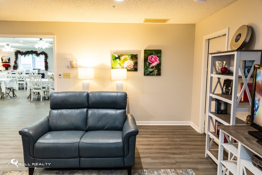 More Photos Of 286 Four Points Rd, Jackson Healthcare For Sale