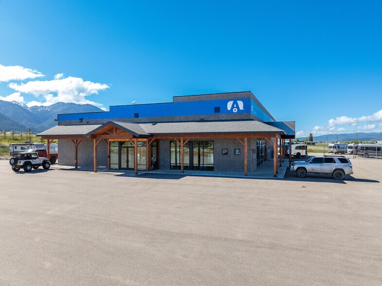 More Photos Of 22 Rorke rd, Etna General Retail For Sale