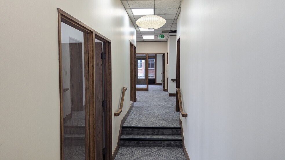 More Photos Of 401 2nd Ave S, Seattle Unknown For Lease