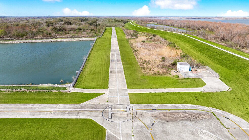 More Photos Of 38963 Highway 23, Buras Warehouse For Sale