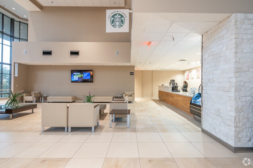 More Photos Of 290 E John Carpenter Fwy, Irving Office For Lease