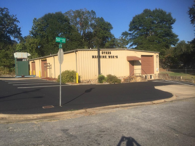 More Photos Of 1101 50th St, Columbus Warehouse For Lease