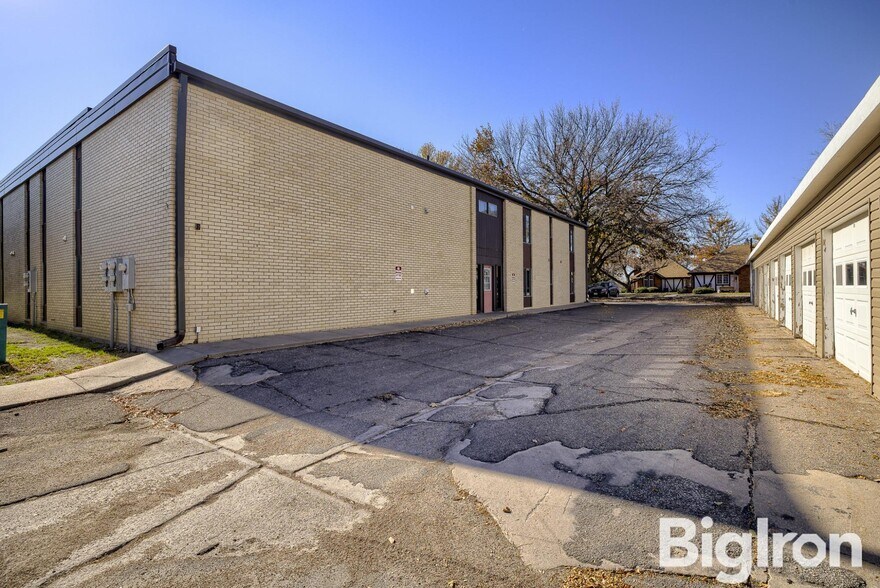 More Photos Of 633 E 10th St, York Apartments For Sale