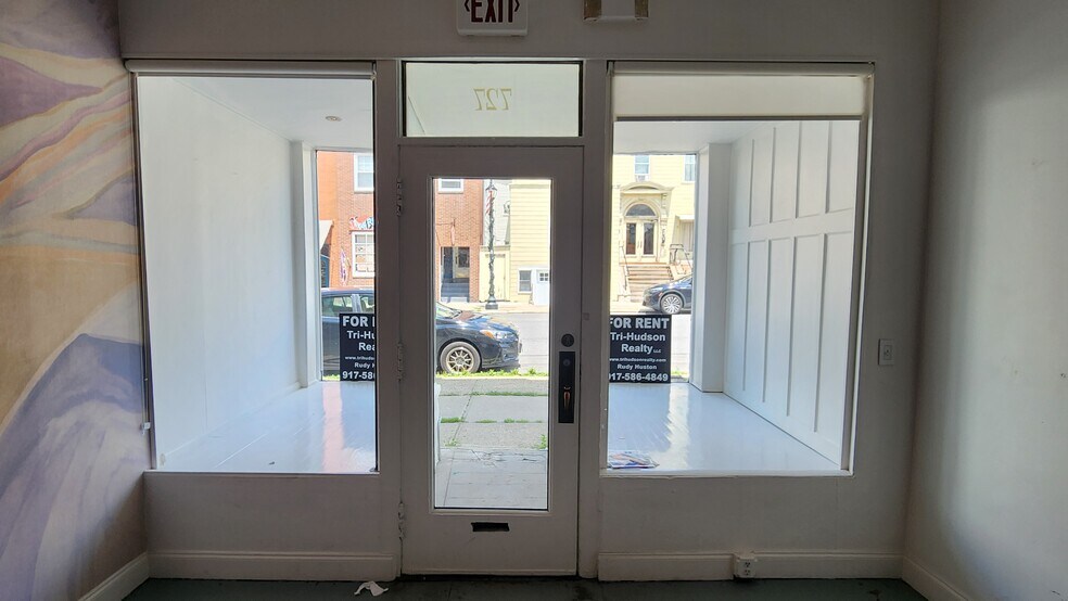 More Photos Of 725-727 Warren St, Hudson Storefront Retail Residential For Lease