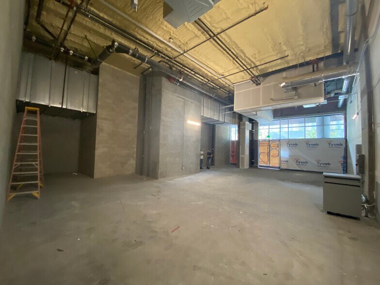 More Photos Of 825 S Hill St, Los Angeles Apartments For Lease