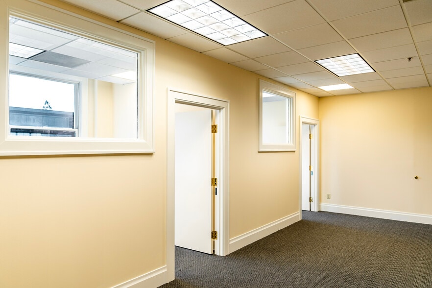 More Photos Of 601-603 Main St, Vancouver Office For Lease