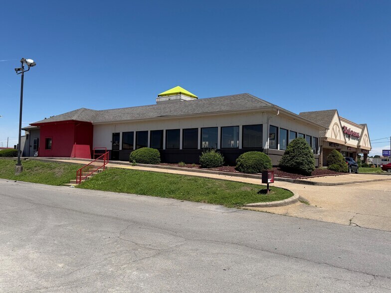 More Photos Of 5 S Kingshighway St, Cape Girardeau Fast Food For Lease
