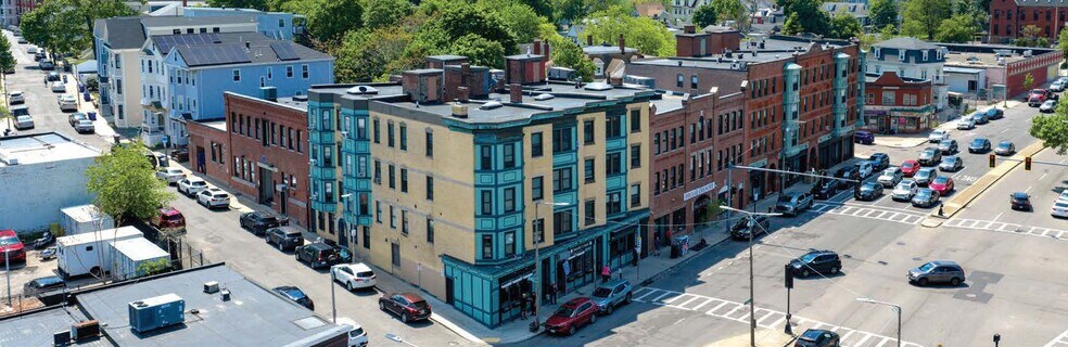 More Photos Of 384 Warren St, Roxbury Storefront For Sale
