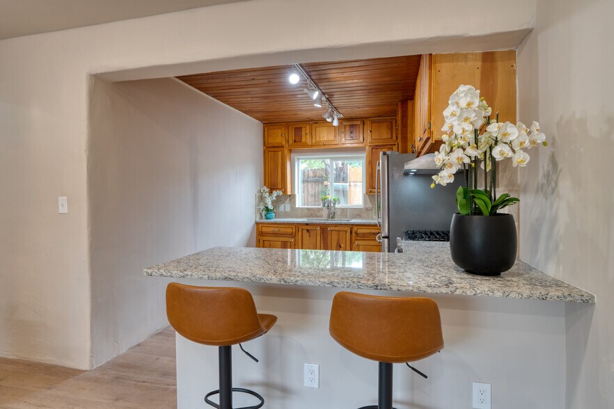 More Photos Of 720-724 School St, Espanola Apartments For Sale