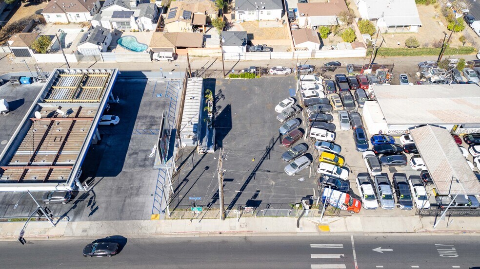 More Photos Of 13243 Osborne St, Arleta Land For Lease