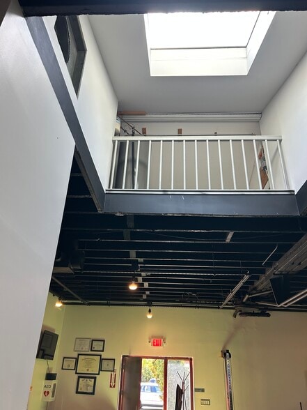 More Photos Of 35 Belden Pl, Montclair Loft Creative Space For Sale