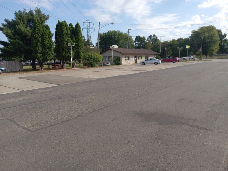 More Photos Of 70 N Plains Rd, The Plains Storefront Retail Office For Lease