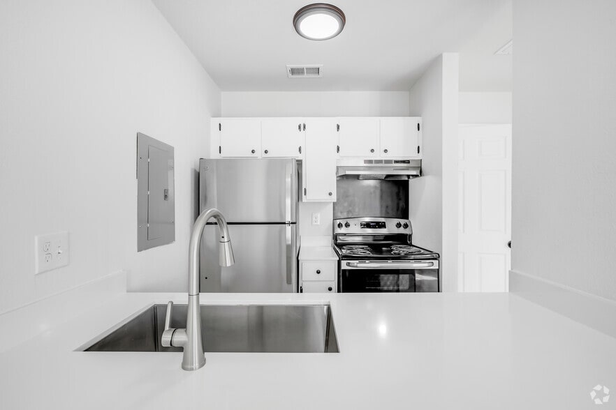 More Photos Of 2315 Moser Ave, Dallas Apartments For Sale