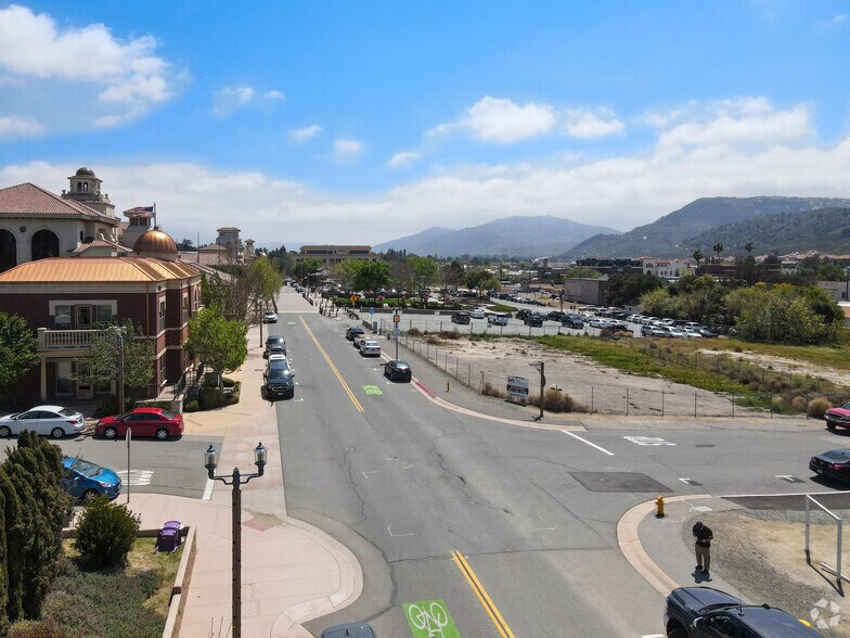 More Photos Of 41950 4th St, Temecula Hotel For Sale