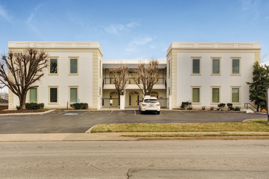 More Photos Of 1114 17th Ave S, Nashville Office For Lease