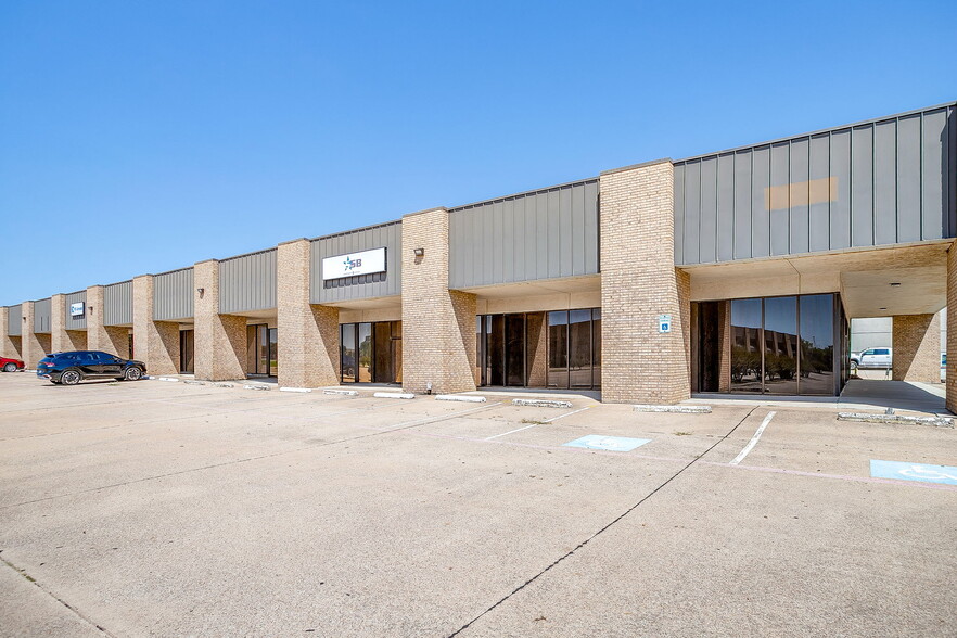 Primary Photo Of 401 S Jim Wright Fwy, Fort Worth Unknown For Lease