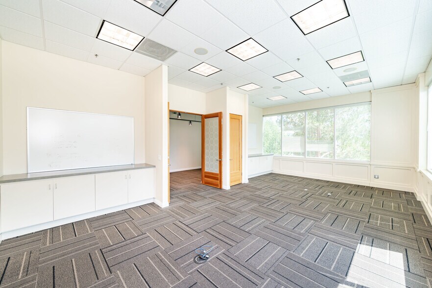 More Photos Of 8949 Irvine Center Dr, Irvine Office For Sale