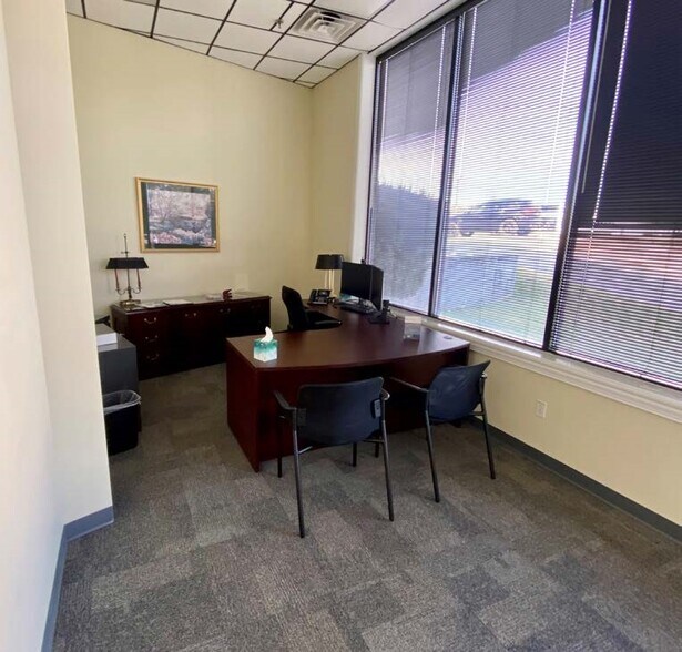 More Photos Of 1807 Seminole Trl, Charlottesville Office For Lease
