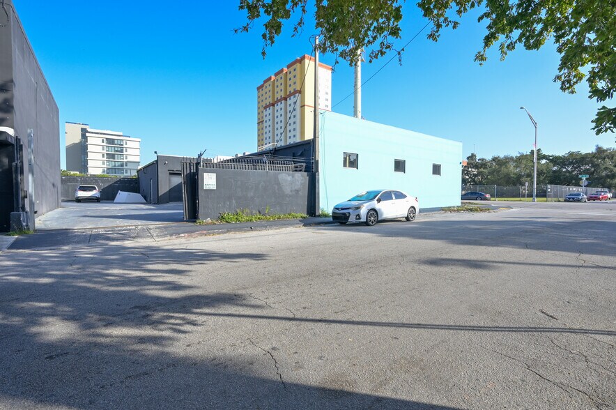 More Photos Of 101 NE 79th St, Miami Loft Creative Space For Lease