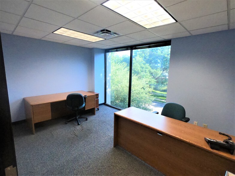 More Photos Of 3200 Steck Ave, Austin Office For Sale