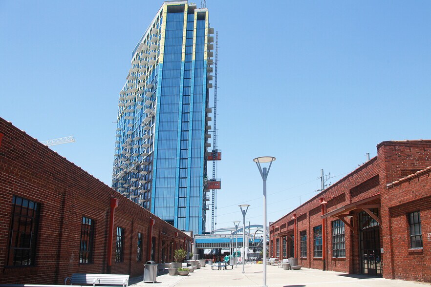 More Photos Of 11 Lea Ave, Nashville Unknown For Lease