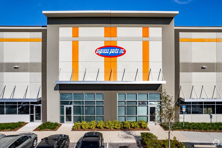 More Photos Of 3399 Wd Judge Dr, Orlando Unknown For Lease