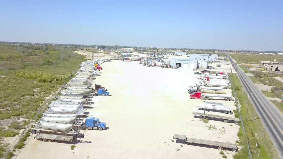 More Photos Of 2250 Dixie Blvd, Odessa Industrial For Sale