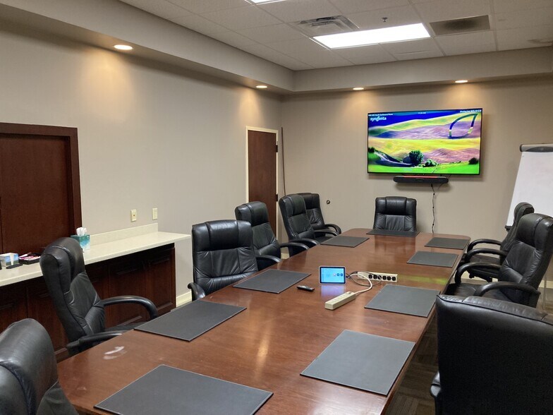 More Photos Of 3760 Business Park, Germantown Office For Sale