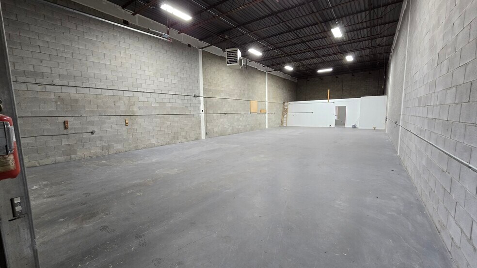 More Photos Of 101 Freshway Dr, Vaughan Flex For Sale