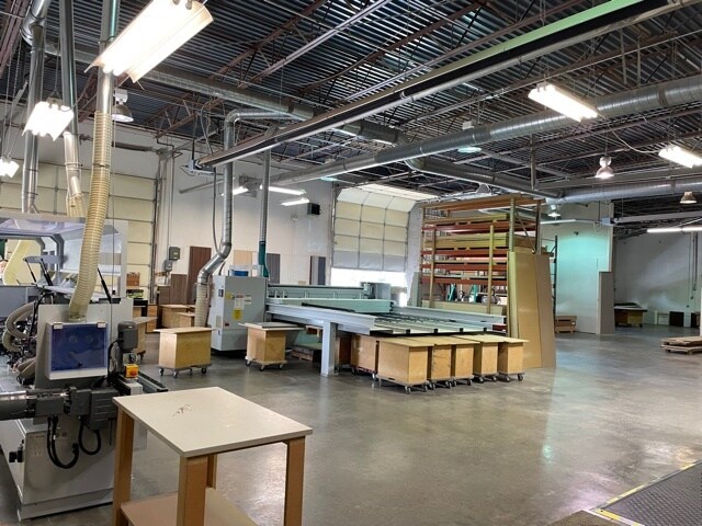 More Photos Of 405 S Pierce Ave, Louisville Warehouse For Lease