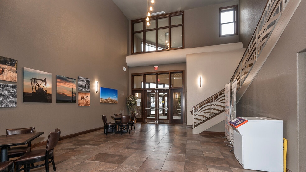 More Photos Of 100 W Broadway Ave, Bismarck Medical For Sale