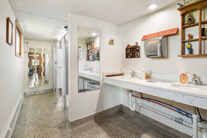 More Photos Of N2698 Highway 57, New Holstein Sports And Entertainment For Sale