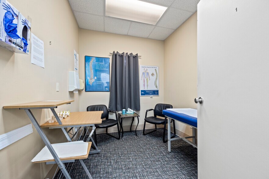 More Photos Of 440 SW Perimeter Glen, Lake City Medical For Sale