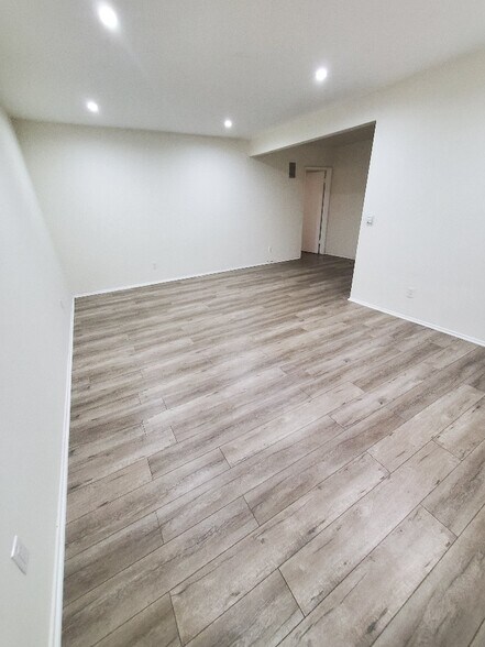 More Photos Of 1814 Grismer Ave, Burbank Apartments For Sale