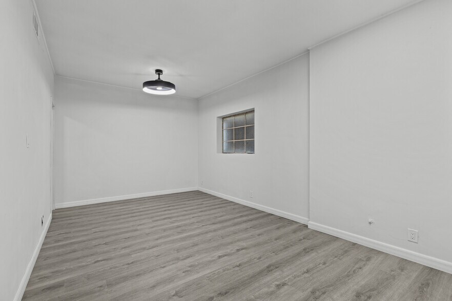 More Photos Of 16705 Hawthorne Blvd, Lawndale Medical For Lease