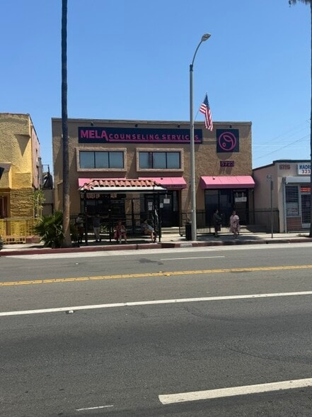 More Photos Of 5723 Whittier Blvd, Los Angeles Office For Sale