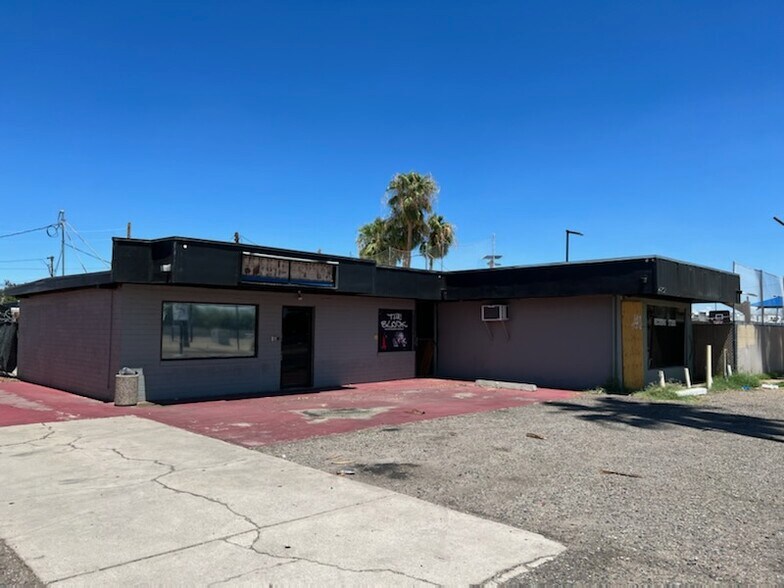 More Photos Of 4810 W Glendale Ave, Glendale Office For Sale