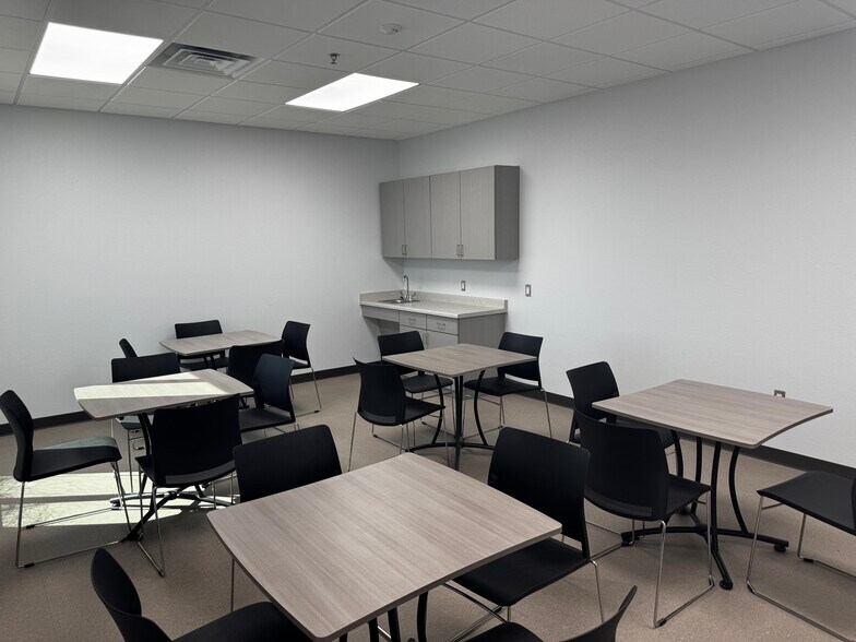 More Photos Of 4701 Avenida Divisadero, Santa Teresa Office For Lease
