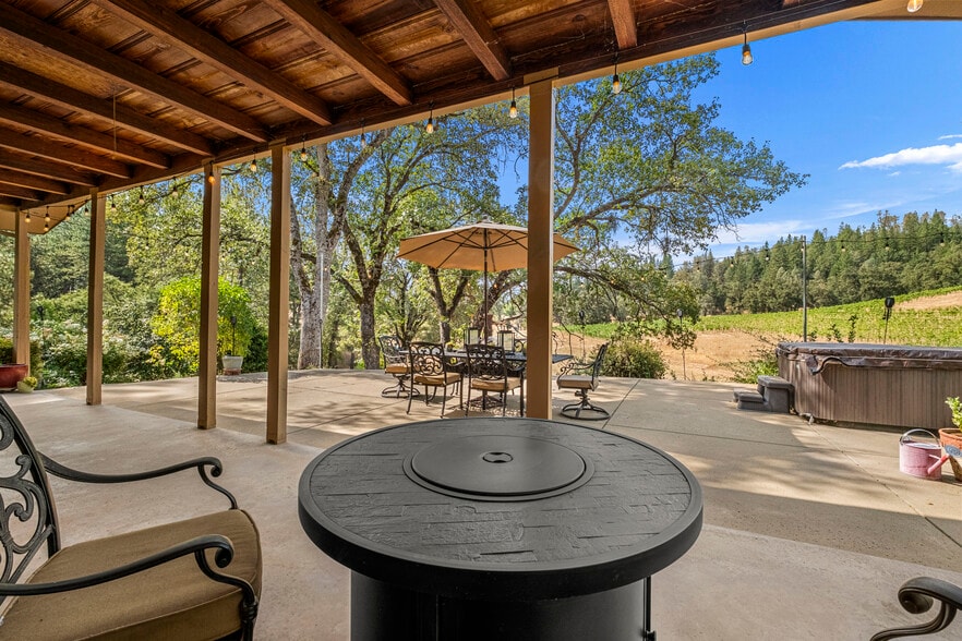 More Photos Of 4282 Pleasant Valley Rd, Placerville Specialty For Sale