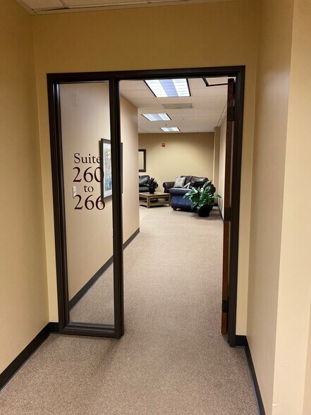 More Photos Of 9120 NE Vancouver Mall Loop, Vancouver Loft Creative Space For Lease