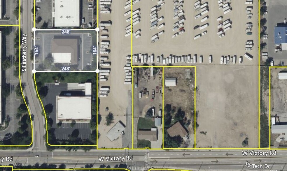 More Photos Of 2902-2906 S Featherly Way, Boise Warehouse For Lease