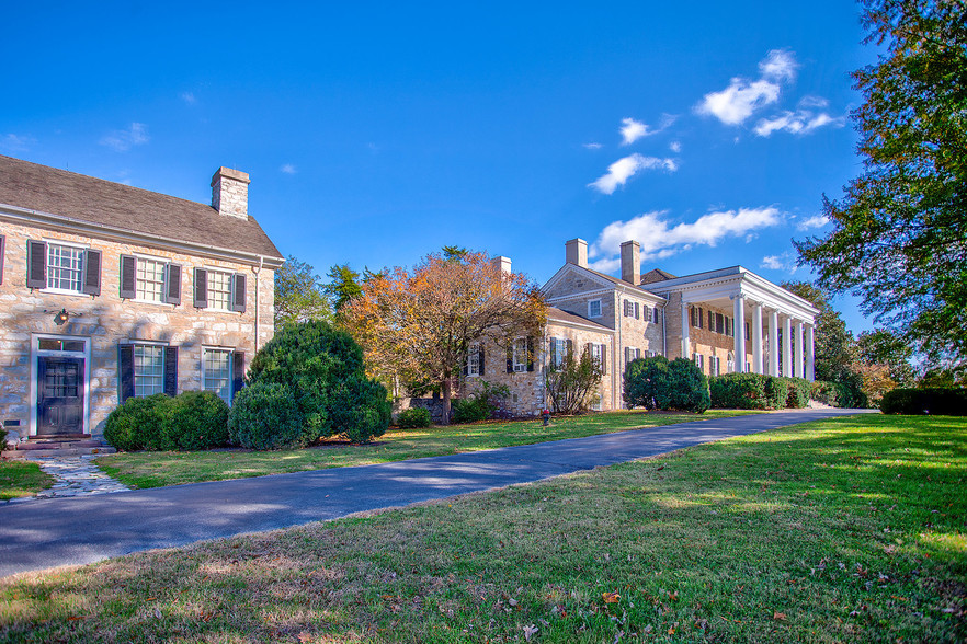 Primary Photo Of 255 Carter Hall Ln, Millwood Lodge Meeting Hall For Sale