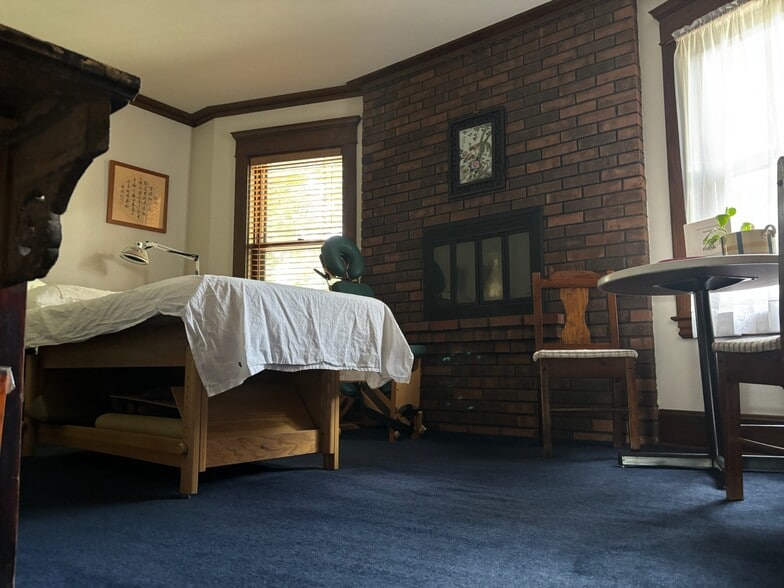 More Photos Of 1033 Grand Ave, Saint Paul Health Club For Sale