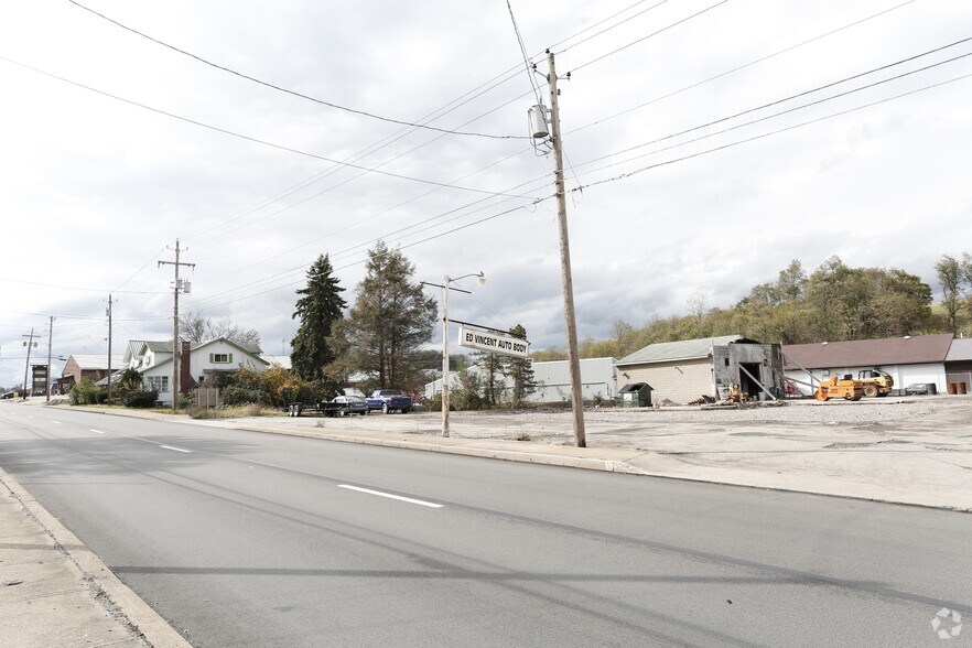 Primary Photo Of 1004 Morrell Ave, Connellsville Land For Lease