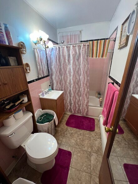 More Photos Of 814 76th St, North Bergen Multifamily For Sale