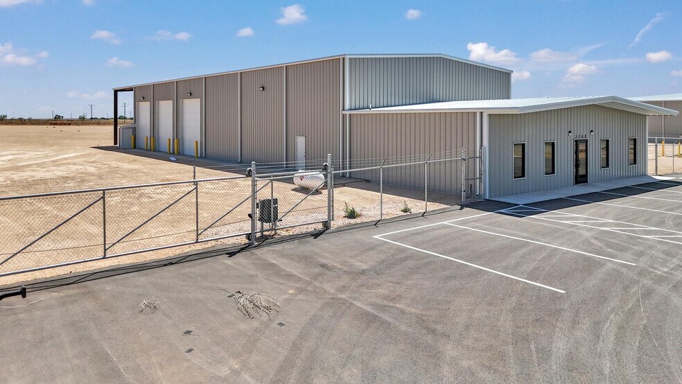 More Photos Of 2200 E County 130 rd, Midland Industrial For Lease